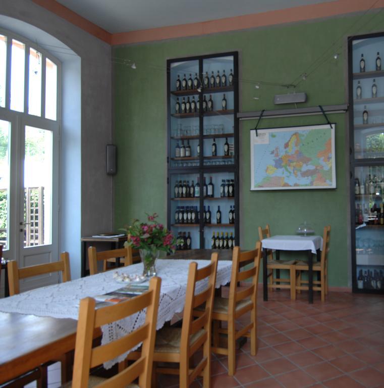 Locanda Del Barbaresco Алба Екстериор снимка